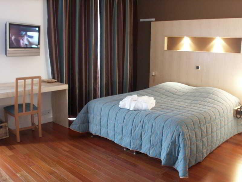 Hotel La Scala ปิติวิเยร์ ภายนอก รูปภาพ