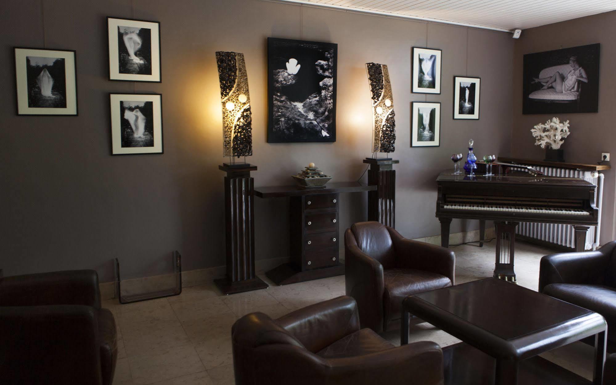 Hotel La Scala ปิติวิเยร์ ภายนอก รูปภาพ