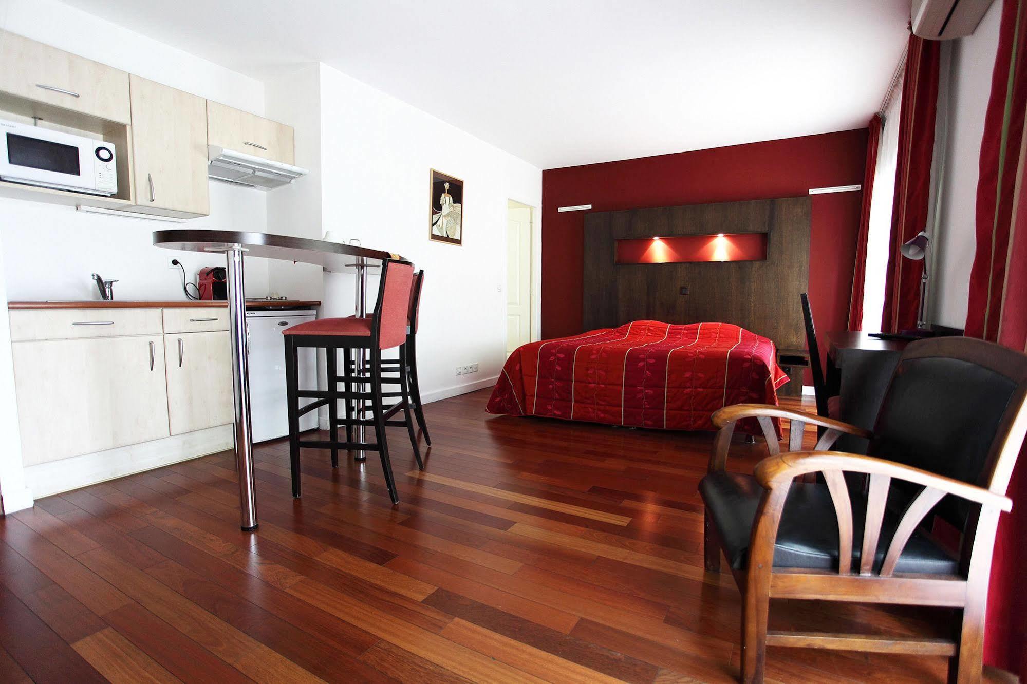 Hotel La Scala ปิติวิเยร์ ภายนอก รูปภาพ